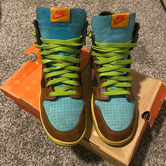 Nike Other - Nike dunks 2005 undefeateds